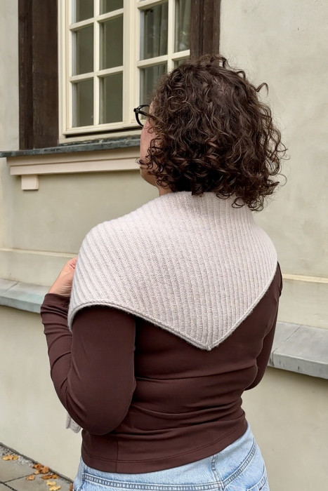 Chustka z wełny merino Super Geelong | Marisol