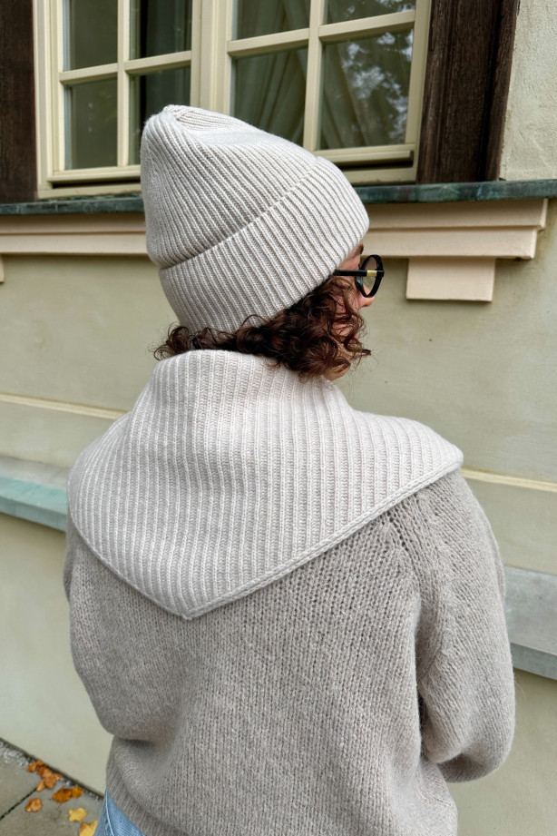 Chustka z wełny merino Super Geelong | Marisol