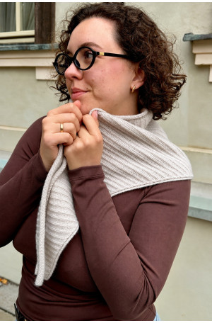 Chustka z wełny merino Super Geelong | Marisol