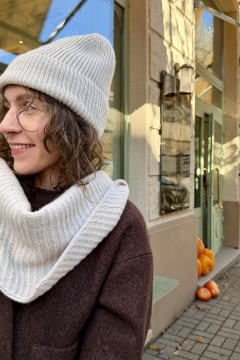 Czapka z wełny merino Super Geelong | Marisol