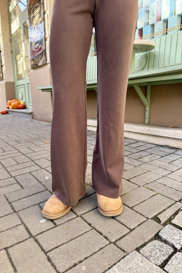 Spodnie Flare Chocolate - czekoladowe dzwony | Marisol