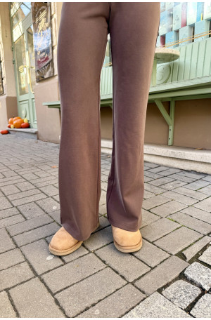Spodnie Flare Chocolate - czekoladowe dzwony | Marisol