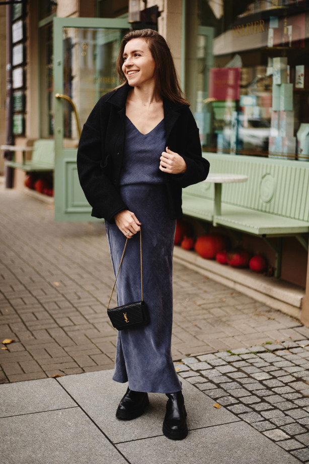 Grafitowa spódnica ze skosu z lyocellu i wiskozy Florence Night