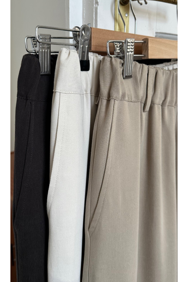 Szerokie spodnie na gumie