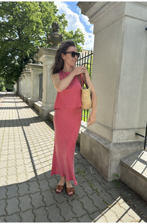 Top na szerokich ramiączkach