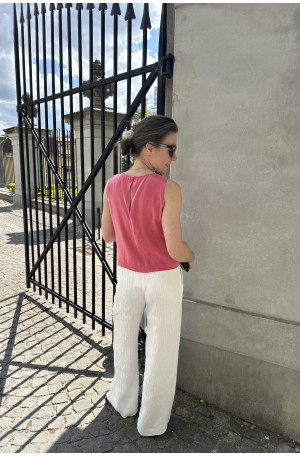 Top na szerokich ramiączkach