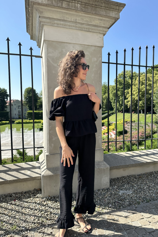 Bluzka hiszpanka z wiskozy – z baskinką i bufkami | MARISOL