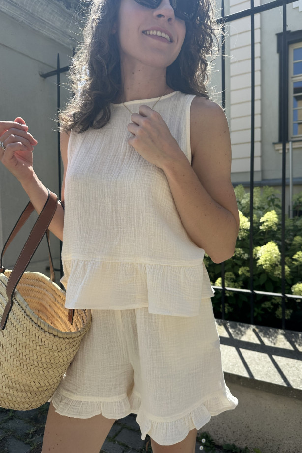 Szorty muślinowe z falbanką – 100% bawełna | MARISOL