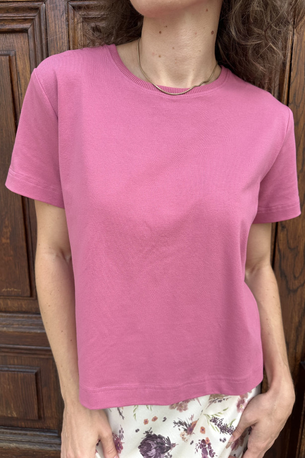 T-shirt damski Vintage Rose – pudełkowy krój, krótki rękaw | Marisol