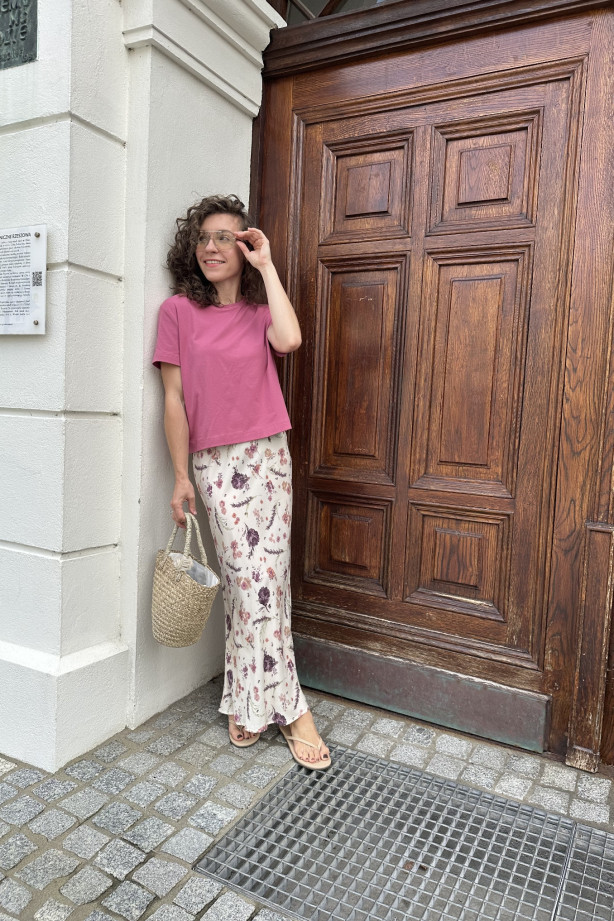 Romantyczna spódnica ze skosu – kwiatowy print, gumka | Marisol