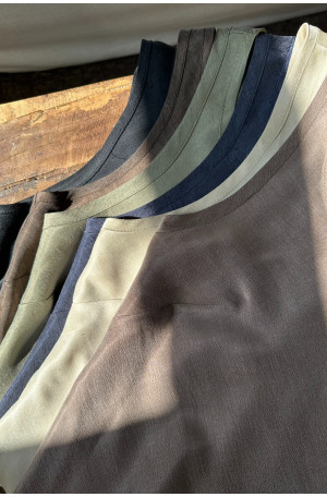 Top Vera – elegancki top na szerokich ramiączkach | Marisol