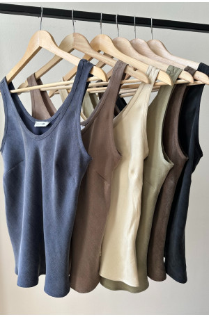 Top Vera – elegancki top na szerokich ramiączkach | Marisol