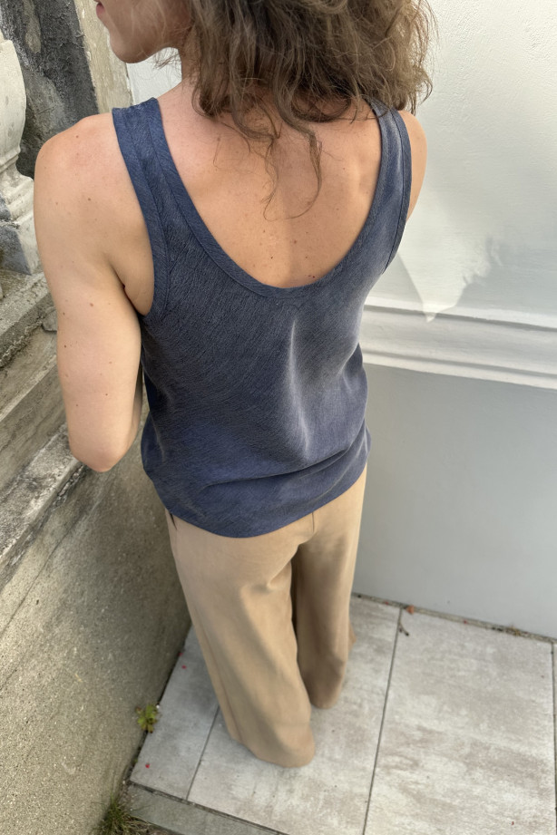 Top Vera – elegancki top na szerokich ramiączkach | Marisol