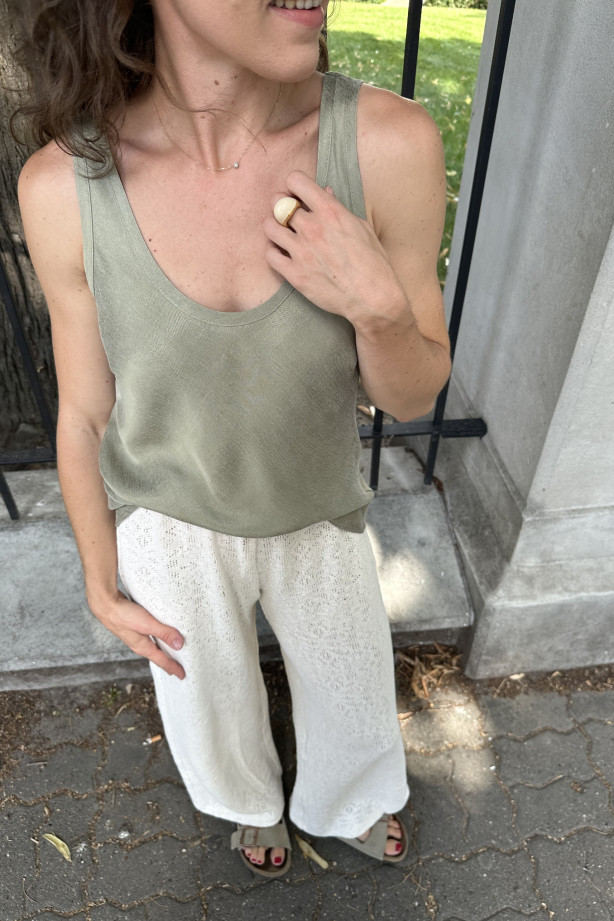 Top Vera – elegancki top na szerokich ramiączkach | Marisol