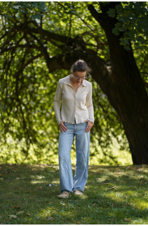 Sweterek beżowy z kołnierzykiem Leonor | Marisol