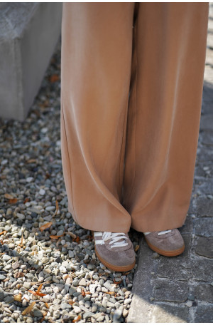 Spodnie damskie z wiskozy – szeroka nogawka, guma w pasie | Marisol