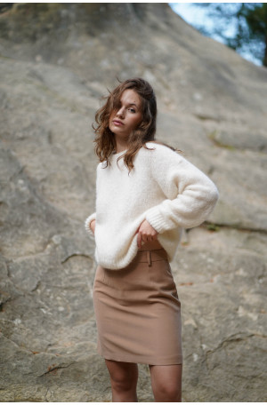 Spódniczka trapezowa przed kolano z zamkiem i szlufkami | MARISOL