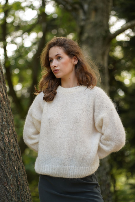 Klasyczny sweter o-neck z alpaki i wełny jagnięcej – Marisol 2