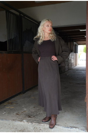 Spódnica Mocha – czekoladowa spódnica midi na gumie | Marisol