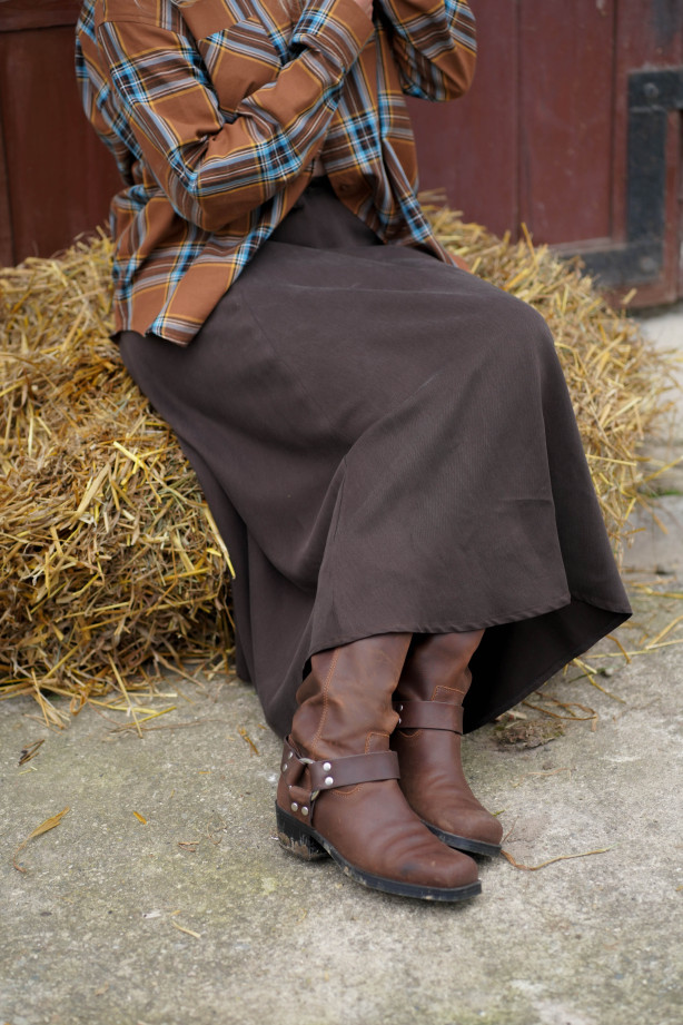 Spódnica Mocha – czekoladowa spódnica midi na gumie | Marisol