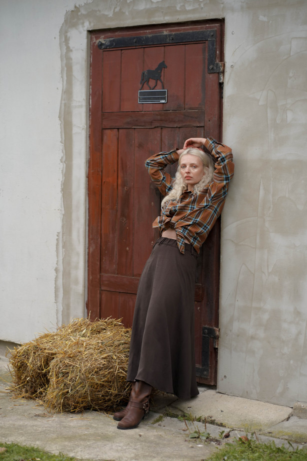 Spódnica Mocha – czekoladowa spódnica midi na gumie | Marisol