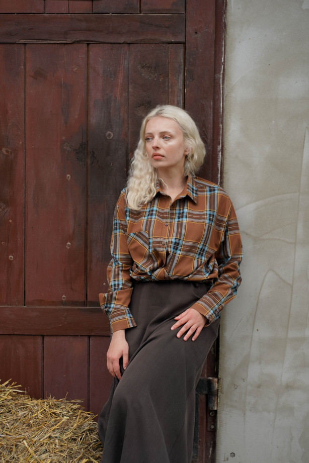 Spódnica Mocha – czekoladowa spódnica midi na gumie | Marisol