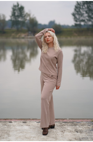 Spodnie z szeroką nogawką – eleganckie, wygodne, polska produkcja | Marisol