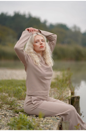 Longsleeve z grubego prążka – klasyczny fason, polska dzianina | Marisol