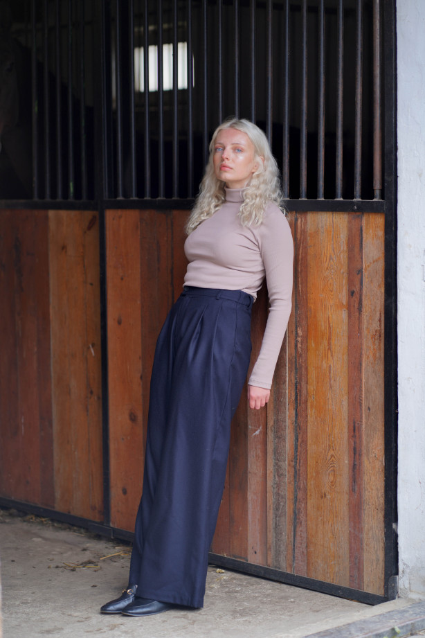 Golf mokka z prążkowanej bawełny – klasyczny golf damski | Marisol