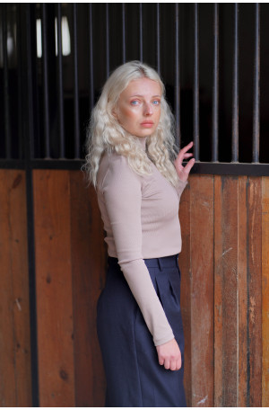 Golf mokka z prążkowanej bawełny – klasyczny golf damski | Marisol