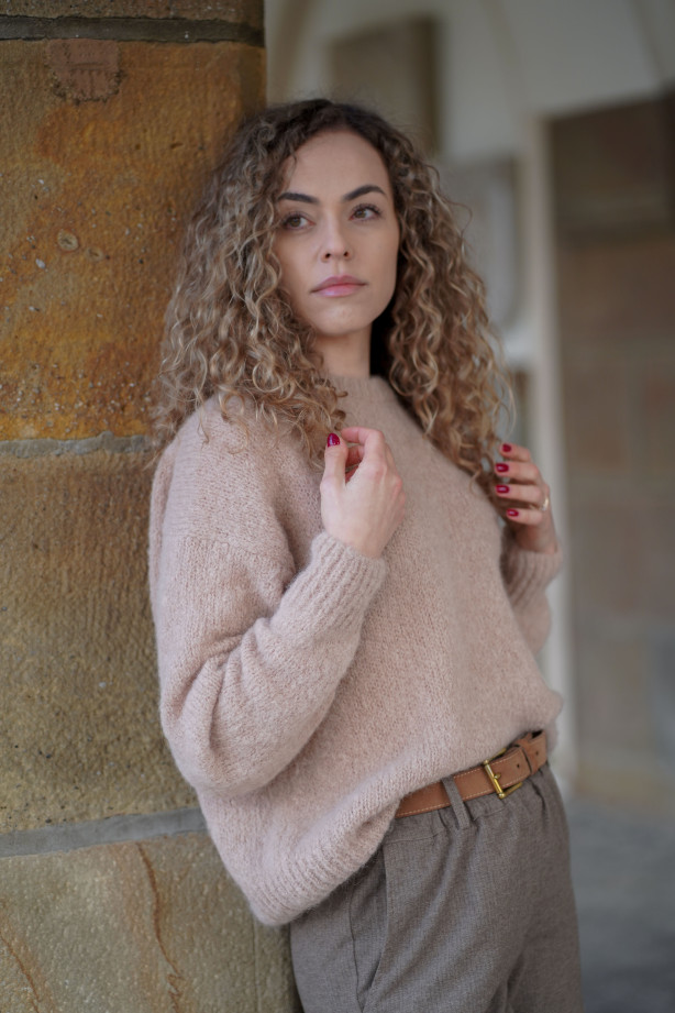 Wełniane spodnie z prostą nogawką i gumą w pasie | Marisol