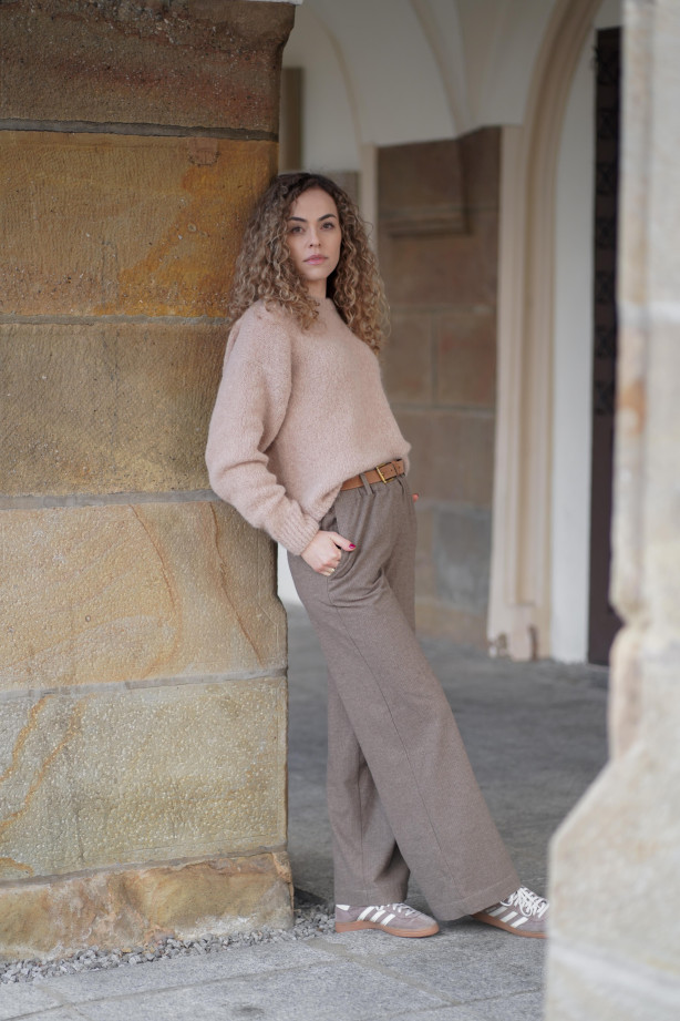 Wełniane spodnie z prostą nogawką i gumą w pasie | Marisol