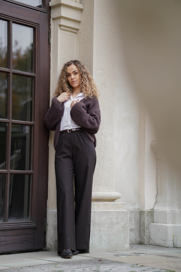 Wełniane spodnie z prostą nogawką i gumą w pasie | Marisol Wełniane spodnie z prostą nogawką i gumą w pasie | Marisol