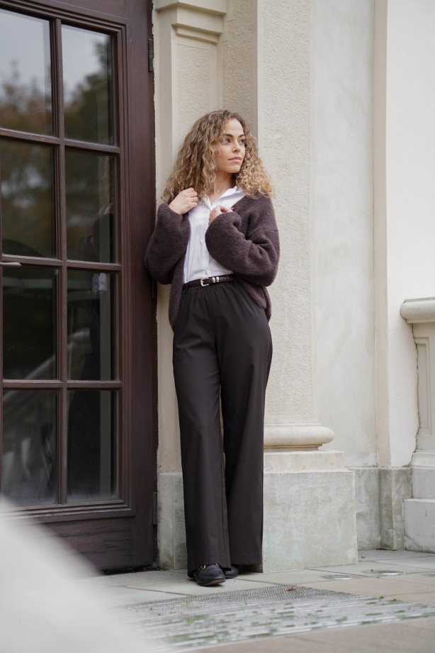 Wełniane spodnie z prostą nogawką i gumą w pasie | Marisol Wełniane spodnie z prostą nogawką i gumą w pasie | Marisol