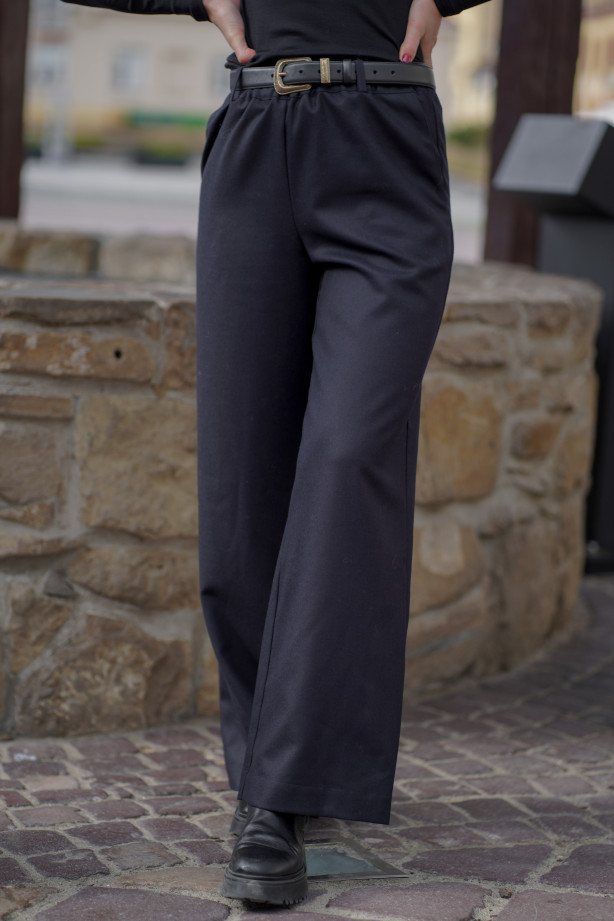 Wełniane spodnie z prostą nogawką i gumą w pasie | Marisol Wełniane spodnie z prostą nogawką i gumą w pasie | Marisol