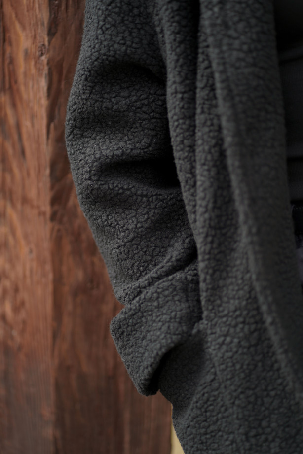 Kurtka Marlow – długa kurtka z wełny o strukturze baranka | Marisol Kurtka Marlow – długa kurtka z wełny o strukturze baranka | Marisol