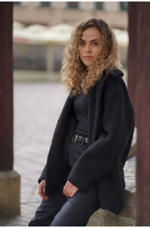 Kurtka Marlow – długa kurtka z wełny o strukturze baranka | Marisol