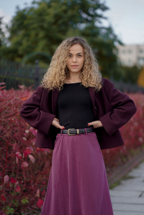 Spódnica Mocha – bordowa spódnica midi na gumie | Marisol 2