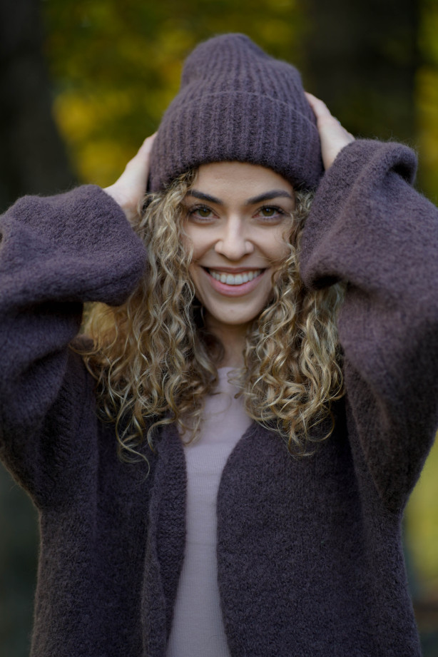 Klasyczna czekoladowa czapka z baby suri alpaki i wełny jagnięcej | MARISOL Klasyczna czekoladowa czapka z baby suri alpaki i wełny jagnięcej | MARISOL