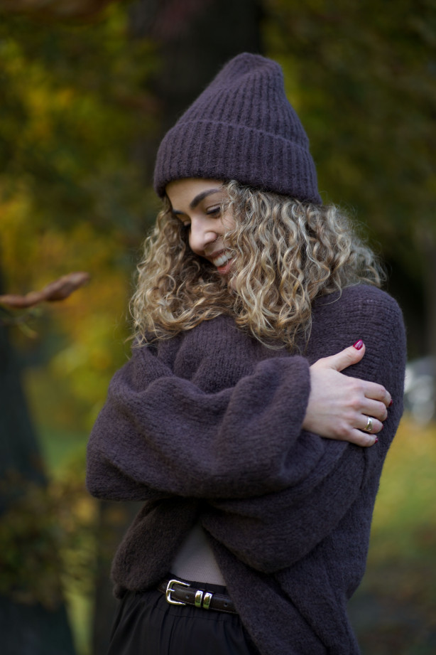 Klasyczna czekoladowa czapka z baby suri alpaki i wełny jagnięcej | MARISOL Klasyczna czekoladowa czapka z baby suri alpaki i wełny jagnięcej | MARISOL