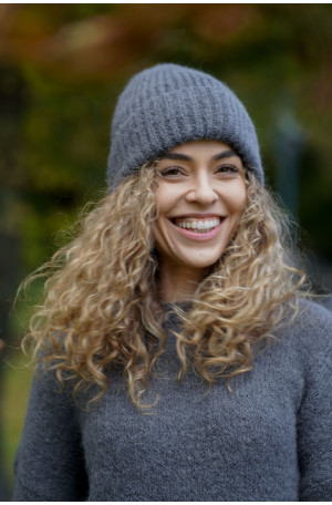 Klasyczna czapka z baby suri alpaki i wełny jagnięcej | MARISOL