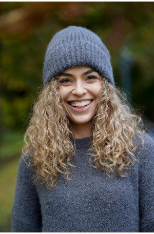 Klasyczna czapka z baby suri alpaki i wełny jagnięcej | MARISOL