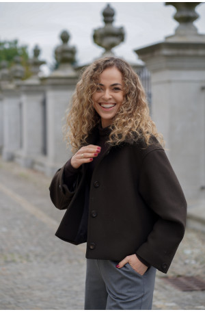 Kurtka wełniana oversize w fasonie pudełkowym – elegancka, diagonal | Marisol