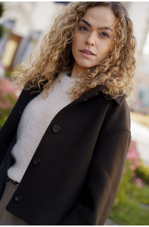 Kurtka wełniana oversize w fasonie pudełkowym – elegancka, diagonal | Marisol