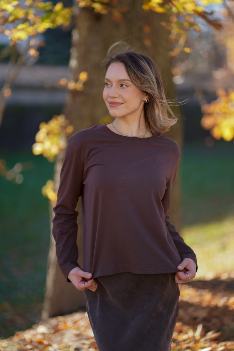 Longsleeve damski Chocolate – pudełkowy krój, długi rękaw | Marisol