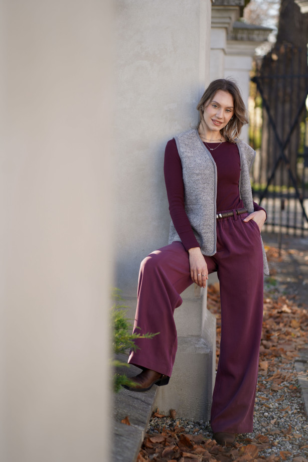 Spodnie Moris – proste, eleganckie spodnie z szerszą nogawką i kieszeniami | MARISOL