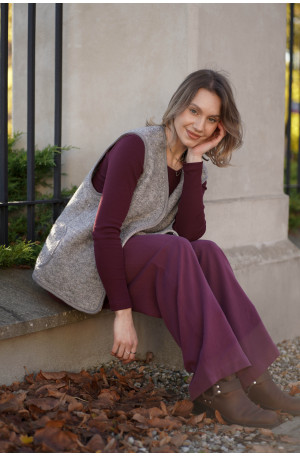 Spodnie Moris – proste, eleganckie spodnie z szerszą nogawką i kieszeniami | MARISOL