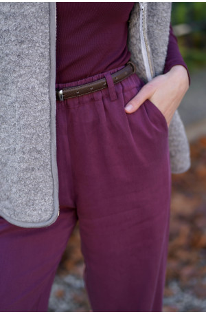 Spodnie Moris – proste, eleganckie spodnie z szerszą nogawką i kieszeniami | MARISOL