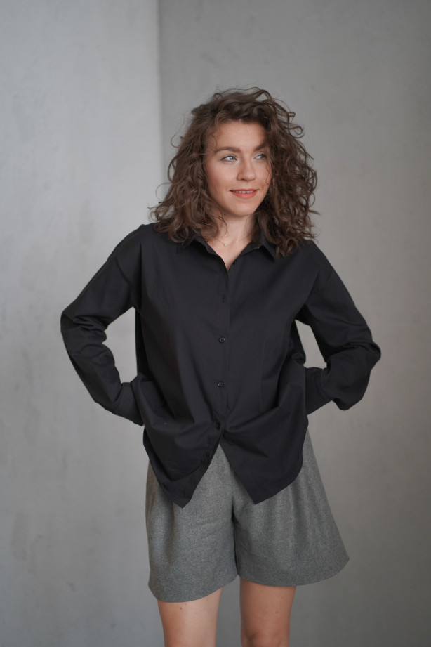 Czarna koszula damska oversize z bawełny – klasyk w nowoczesnym wydaniu | MARISOL