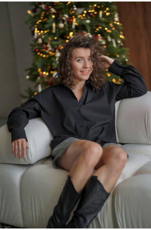 Czarna koszula damska oversize z bawełny – klasyk w nowoczesnym wydaniu | MARISOL